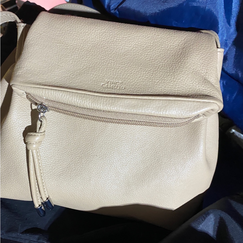New with tags Vince camuto crossbody